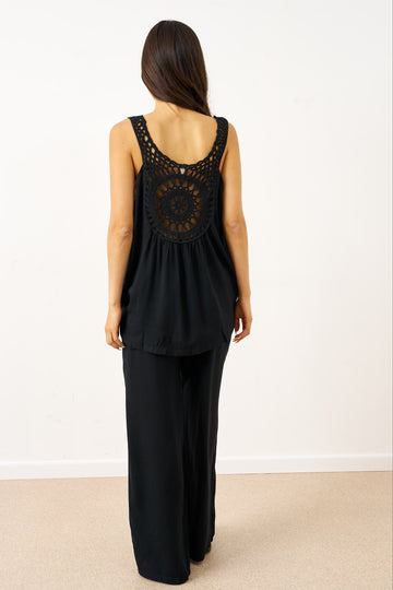 חליפת גל פשתן תחרה