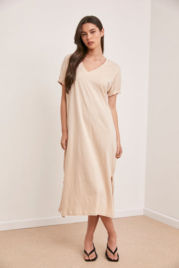 שמלת וי סינגל שליצים