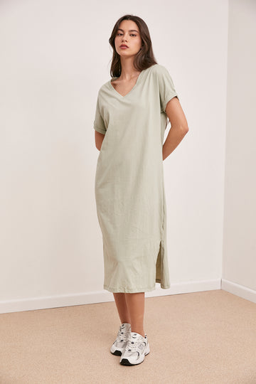 שמלת וי סינגל שליצים