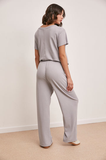 חליפת וי וופל מיליה