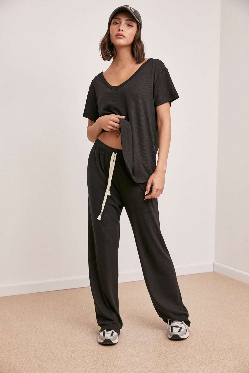 חליפת וי וופל מיליה