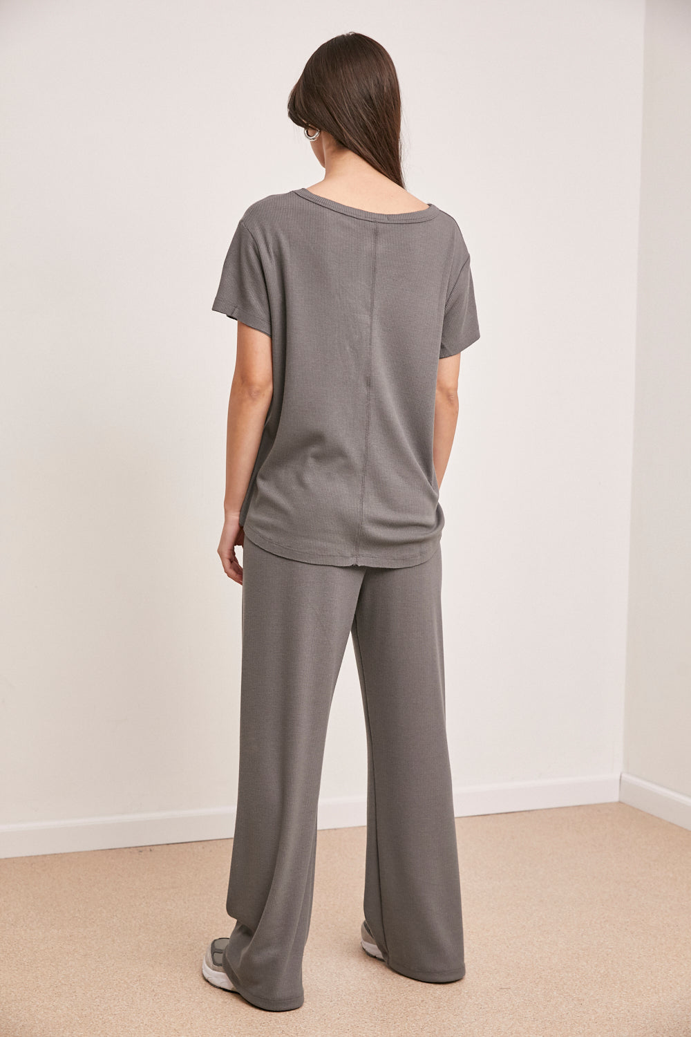 חליפת וי וופל מיליה