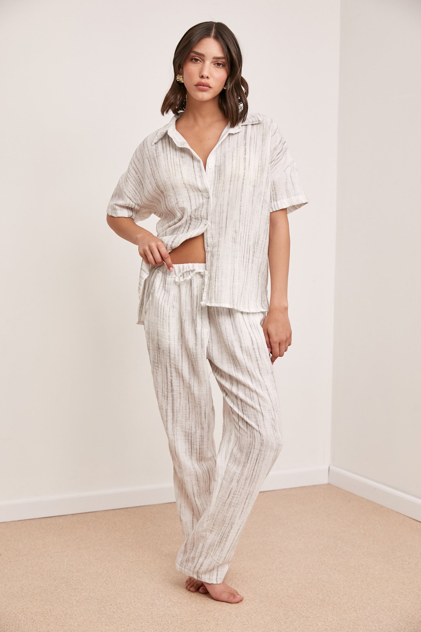 חליפת פשתן אן