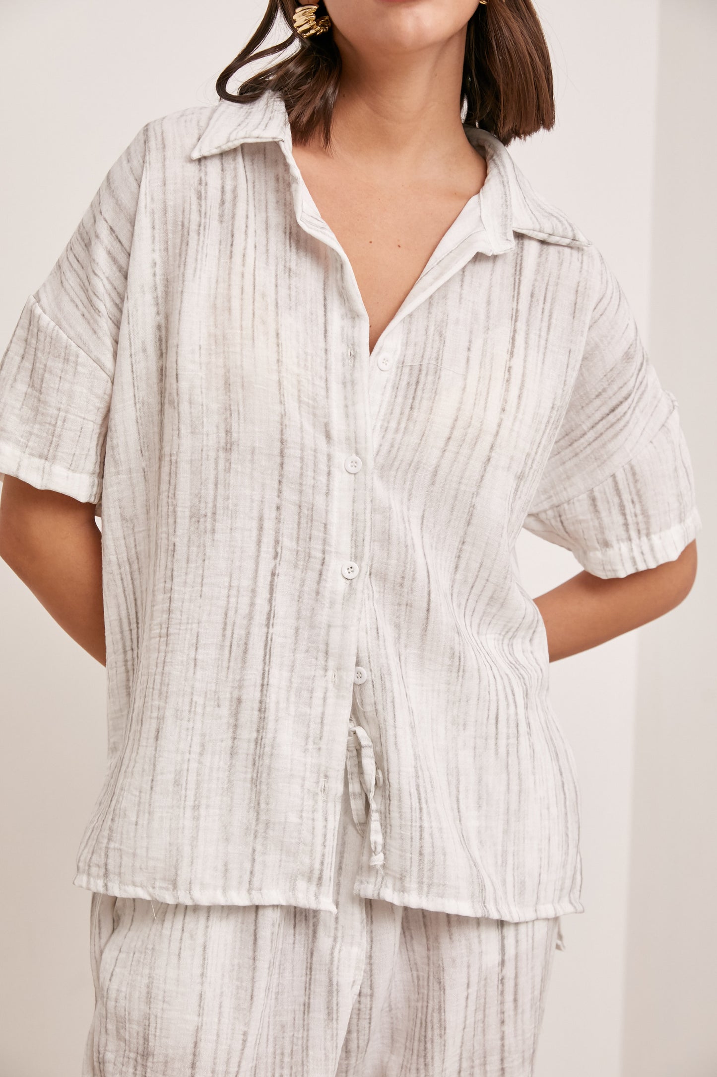 חליפת פשתן אן