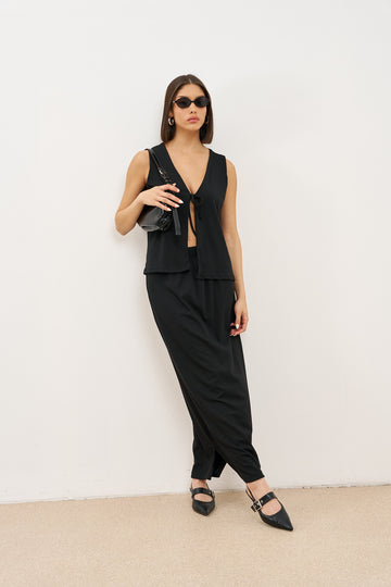 חליפת חצאית ריב קשירות