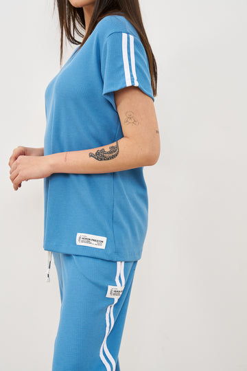 חליפת וופל פסים בצד