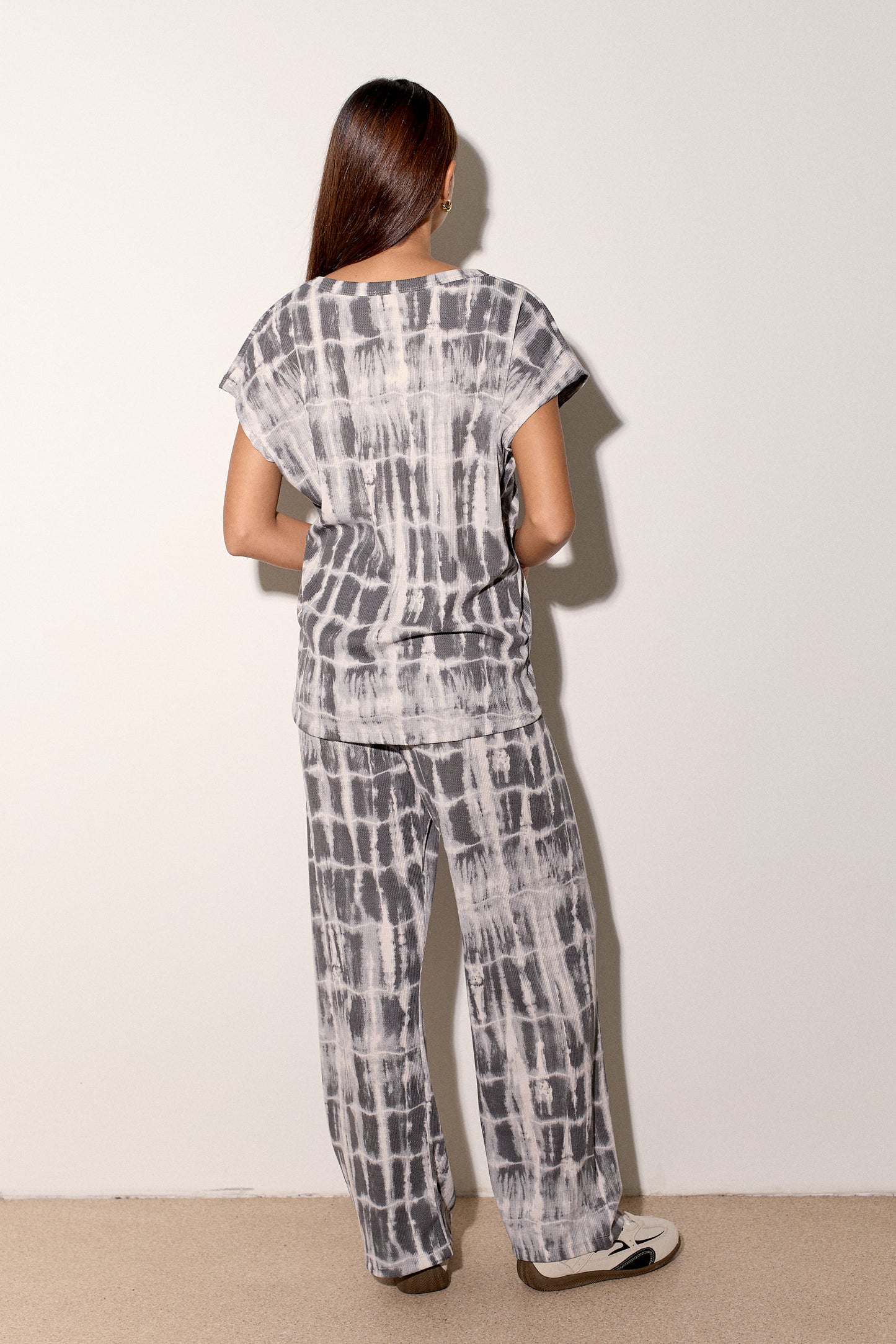 חליפת וופל אלפר