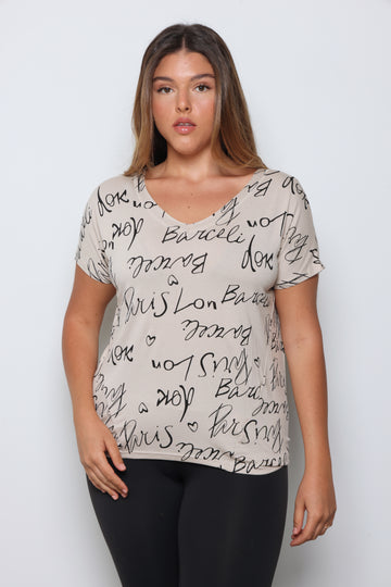 חולצת גרייס וי דפוס