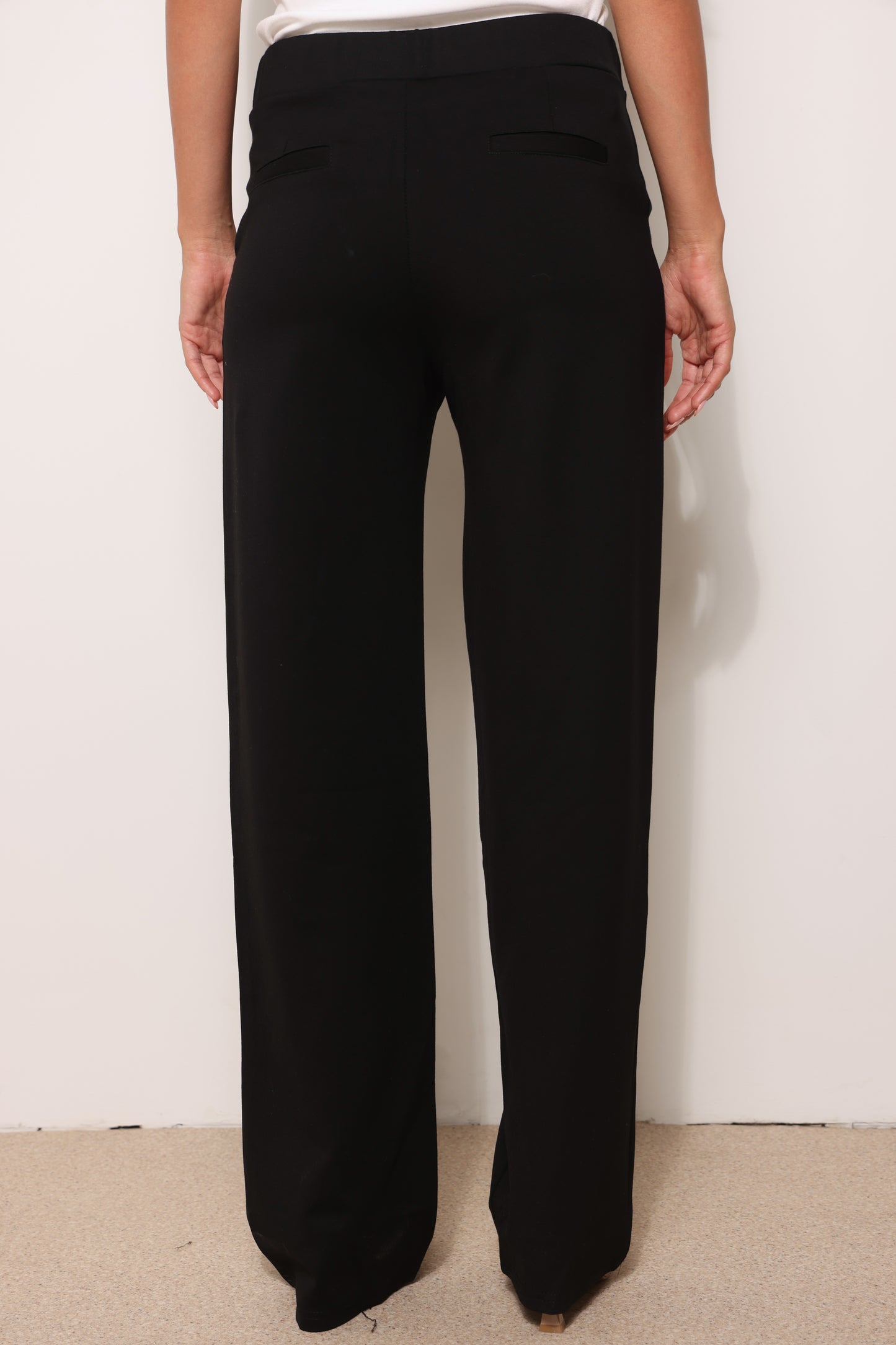 מכנסי ג'קסון מחטבים