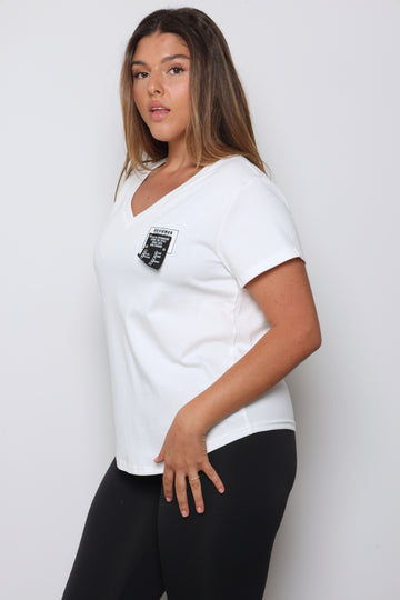 חולצת וי DESIGNER