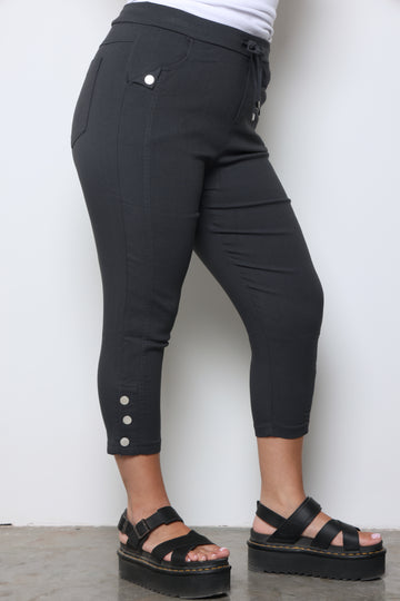 מכנסי 7/8 סיומת כפתור