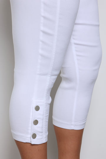 מכנסי 7/8 סיומת כפתור