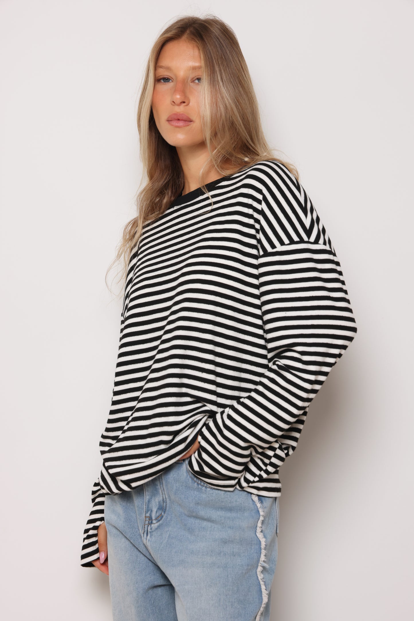 חולצת ניקי ריב כפפה