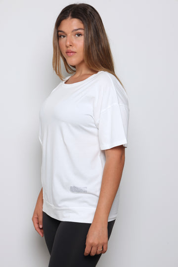 טי-שירט בשילוב שרוך יהלומים