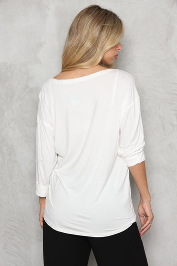 חולצת וי חיתוכים דפוס פיס