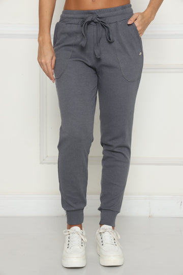 מכנסי ריב עם תיפורים