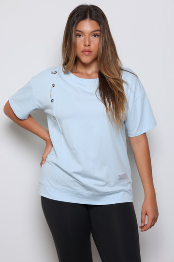 טי-שירט בשילוב שרוך יהלומים