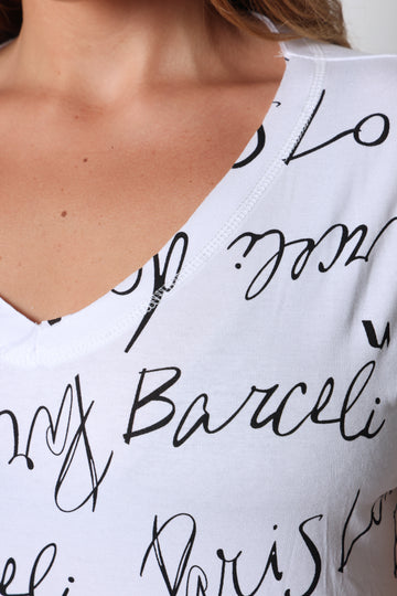 חולצת גרייס וי דפוס