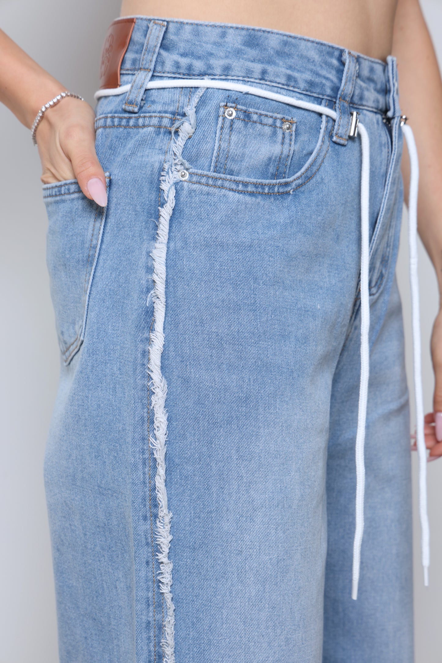 ג'ינס הופמן כחול בהיר