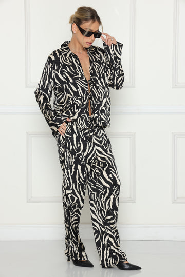 חליפות קשירות סאטן זברה