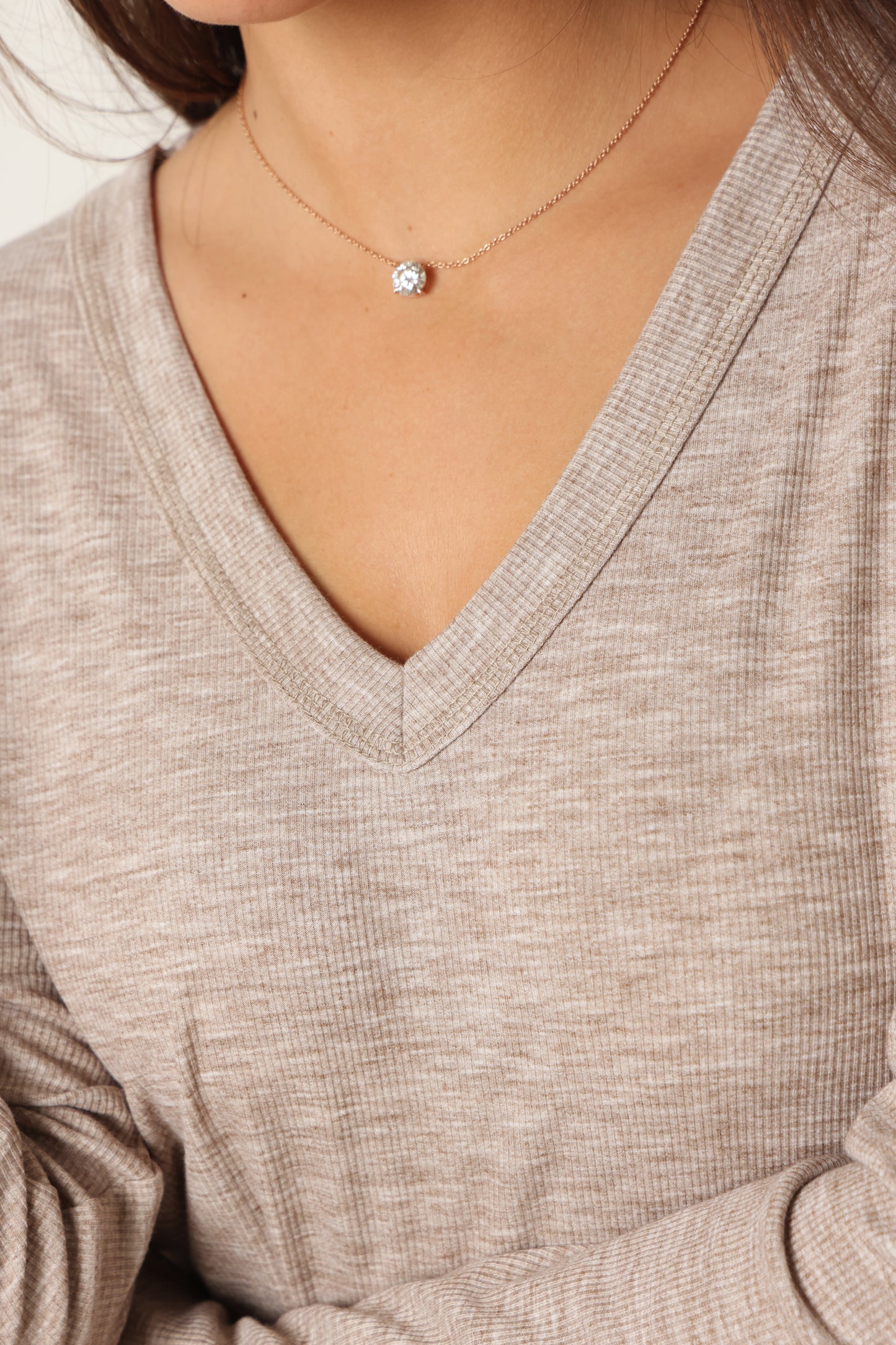 חולצת וי כפפה ריב