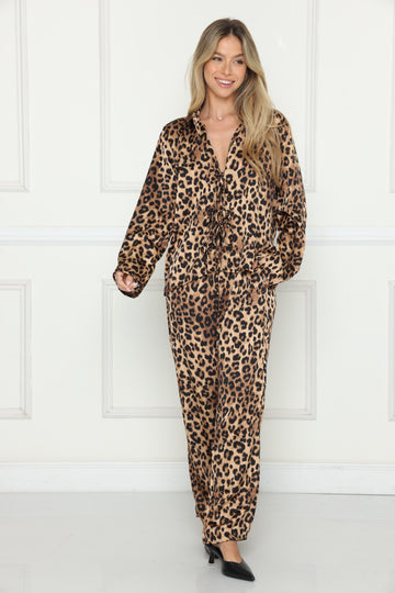 חליפות קשירות סאטן טייגר