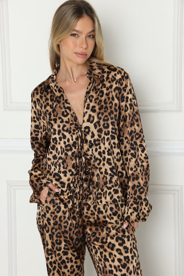 חליפות קשירות סאטן טייגר