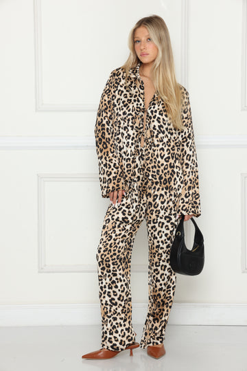 חליפות קשירות סאטן טייגר