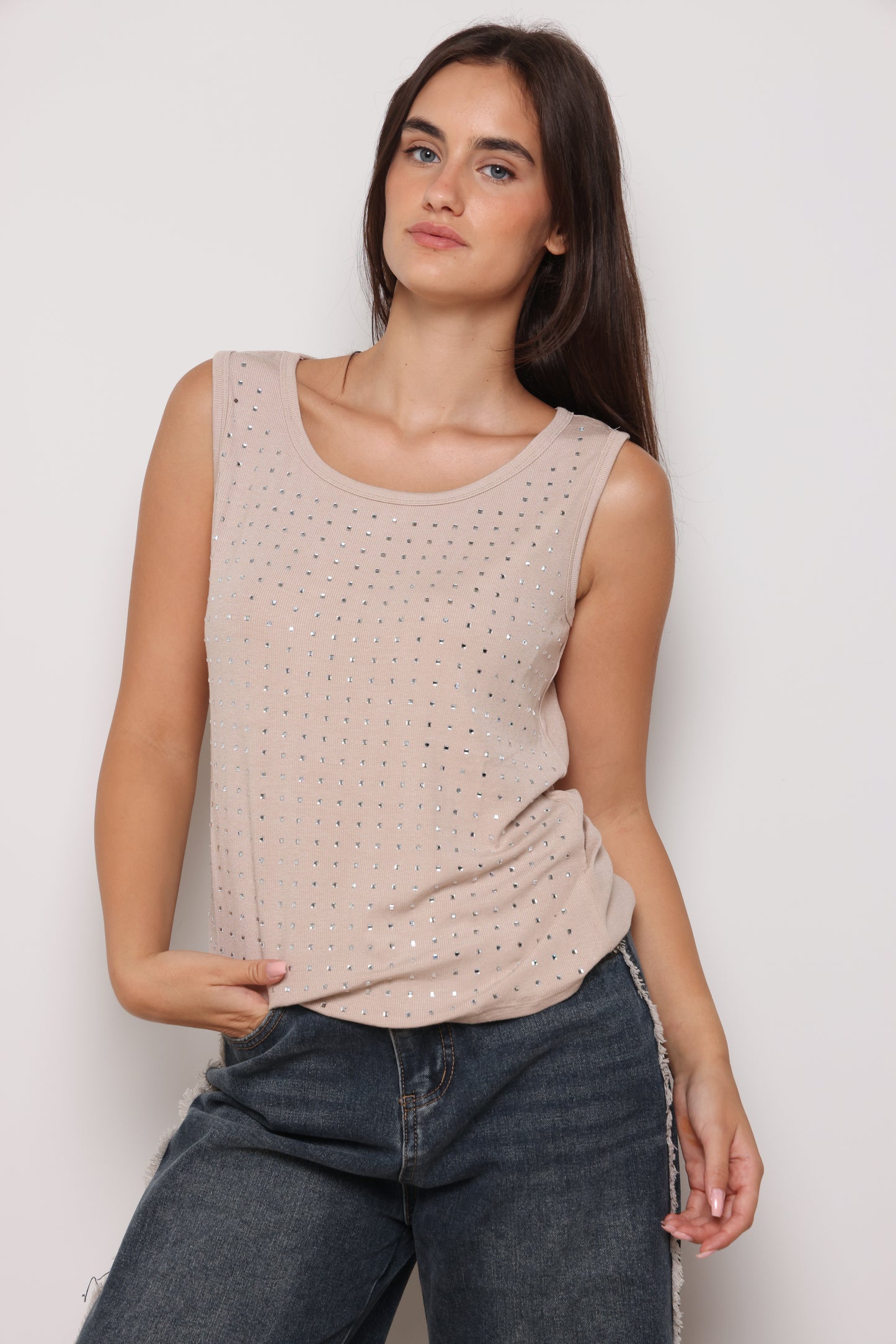 גופיית סריג יהלומים