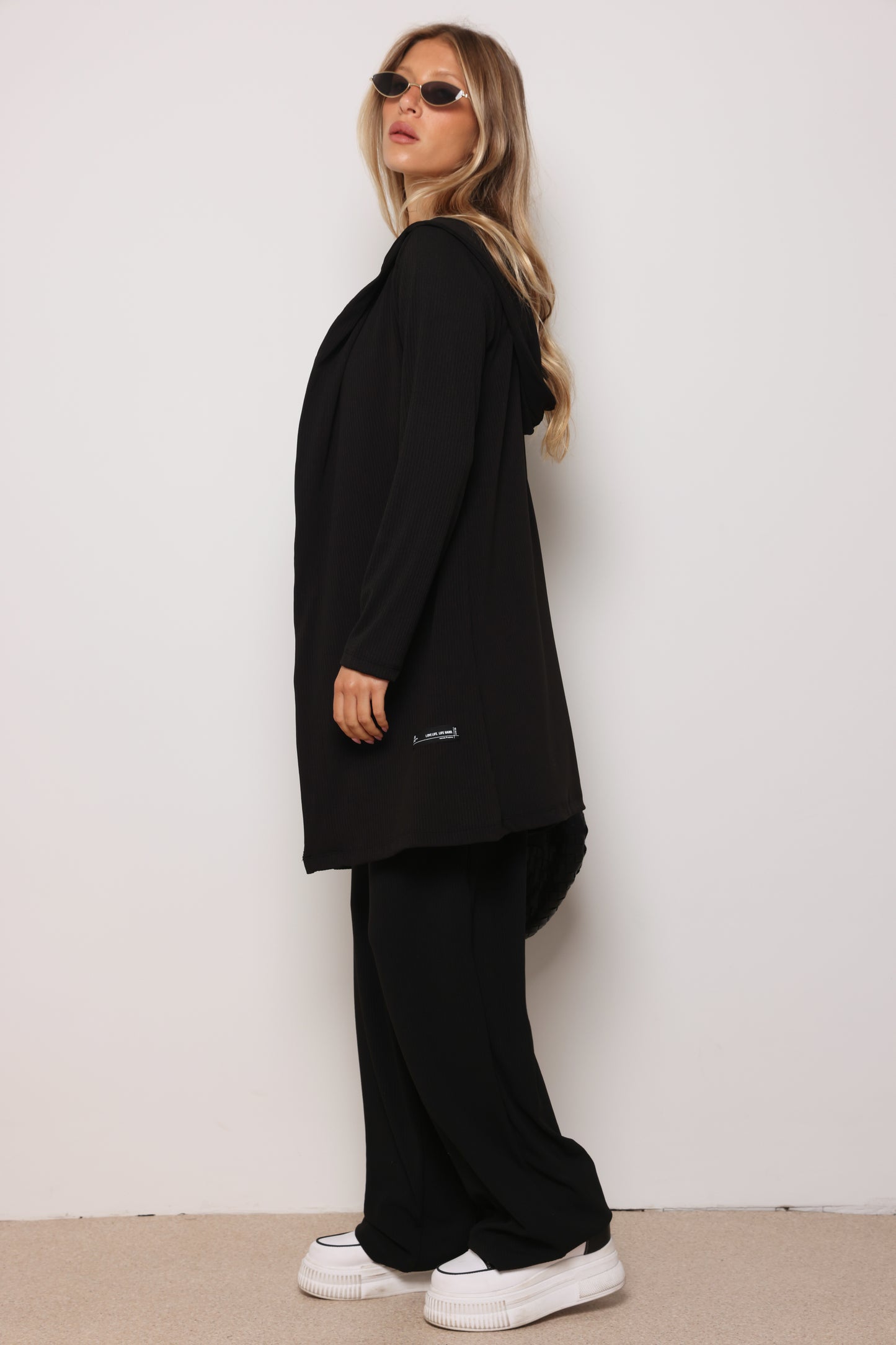 חליפת עליונית ריב