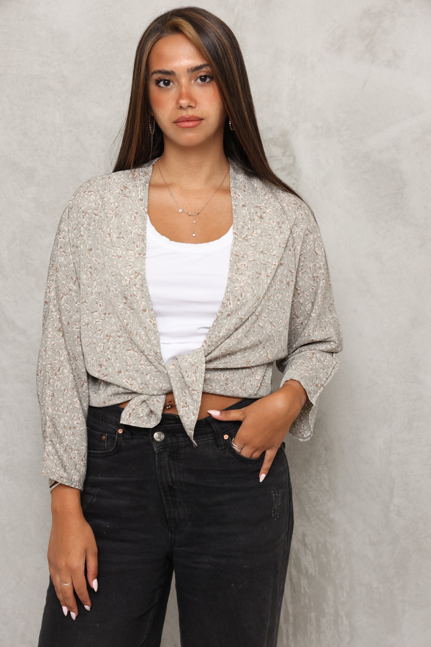 עליונית קימונו קרפ פרחים