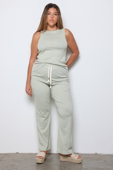 חליפת פיינריב יוליה