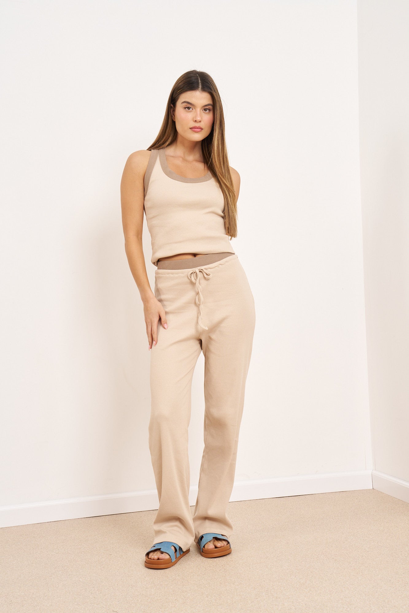 חליפת גופיה ג'קסון