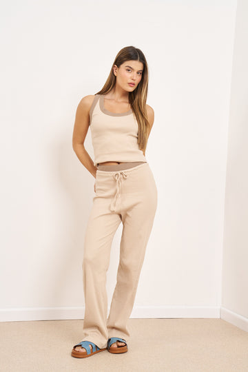 חליפת גופיה ג'קסון