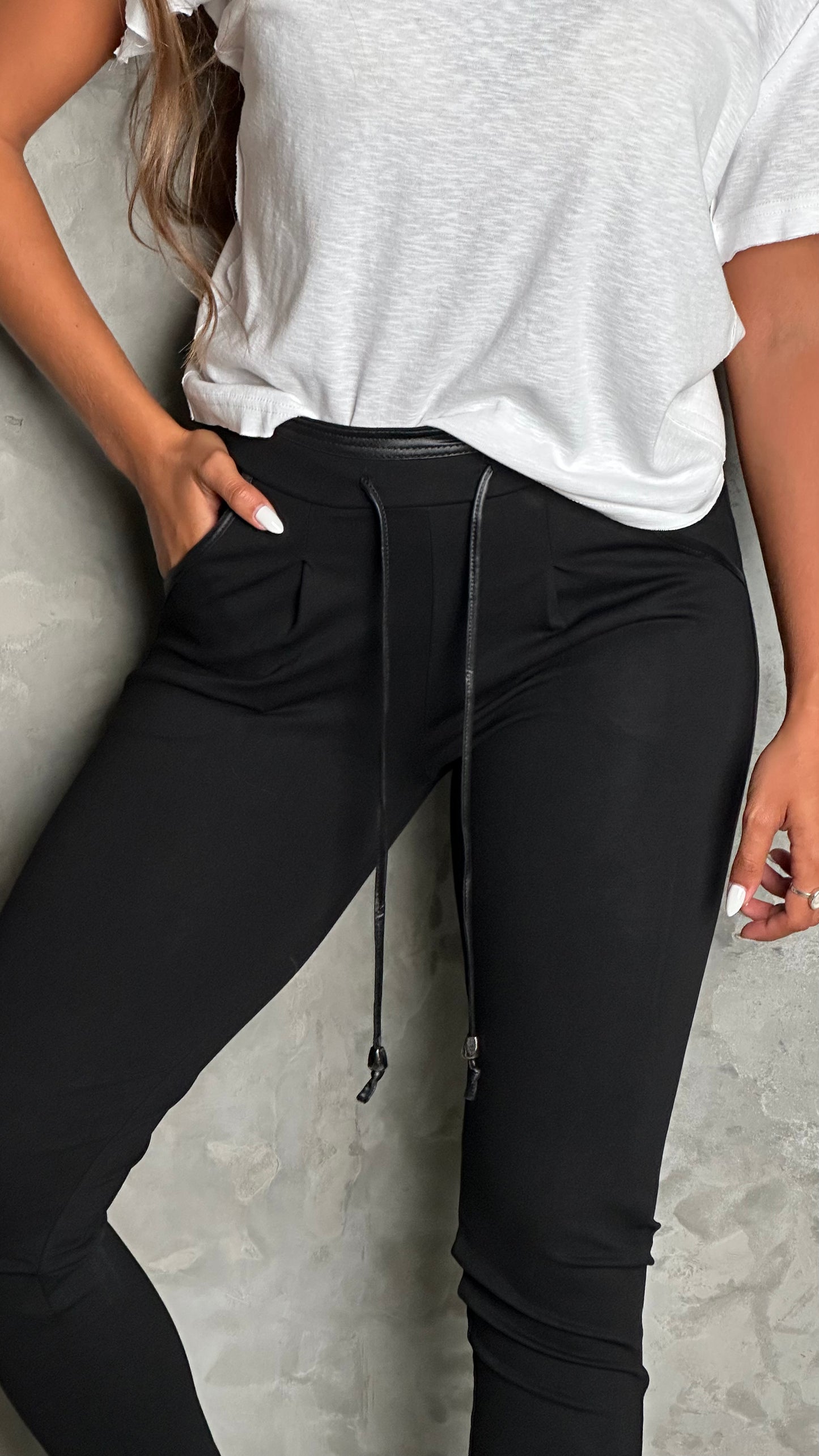 מכנסי פנסים עור