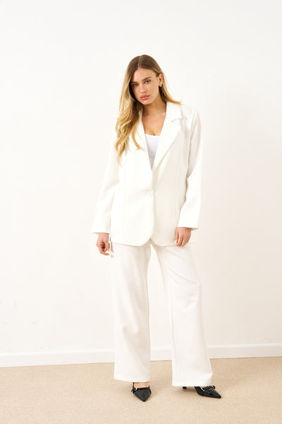 חליפת בלייזר ויקטוריה