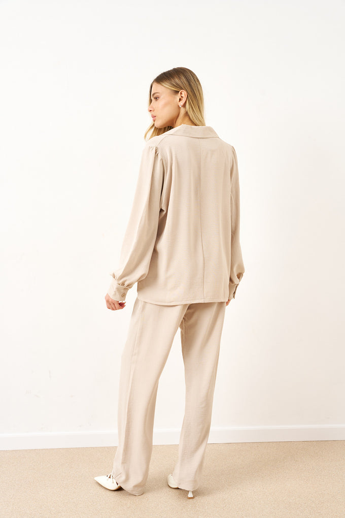 חליפת קרפ נוי