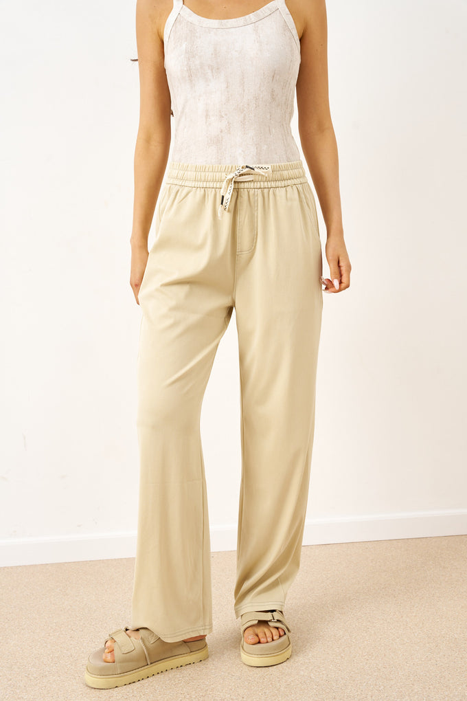 מכנסי פייזלי מתרחבים