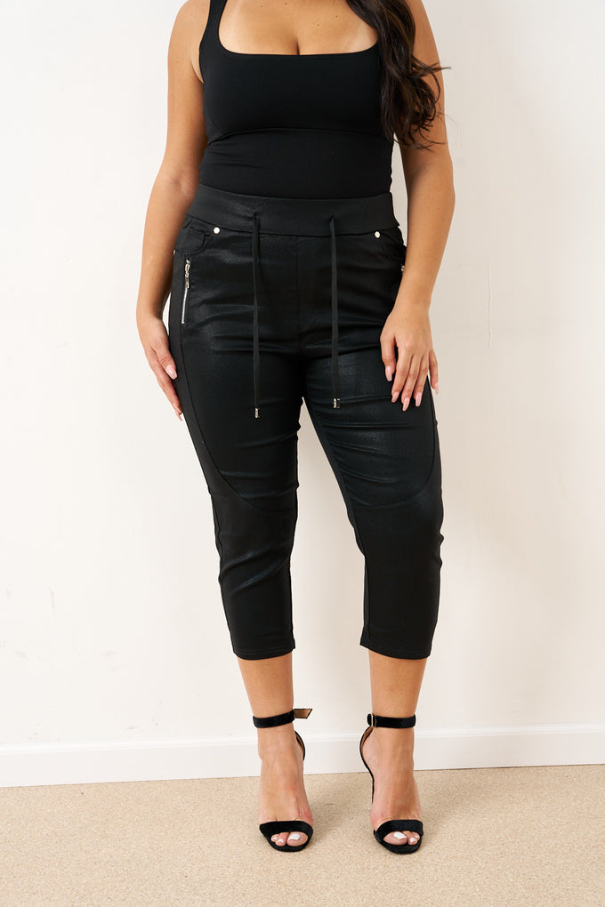 מכנסי לורקס נורה