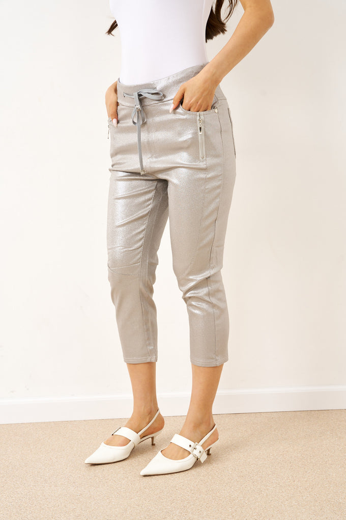 מכנסי לורקס נורה