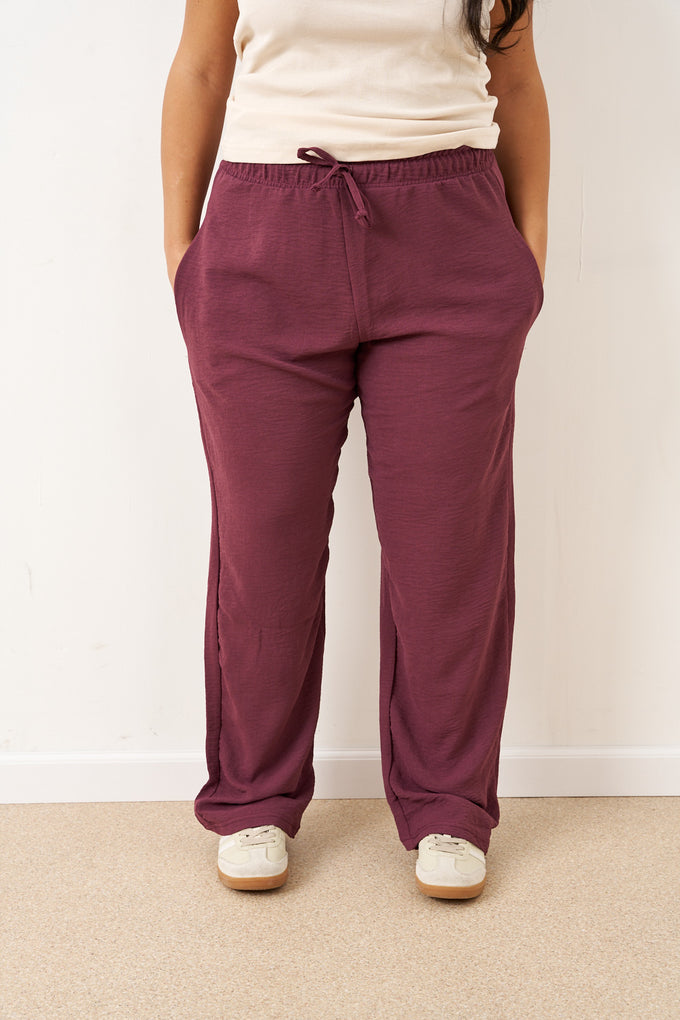 מכנסי קרפ דוריאן