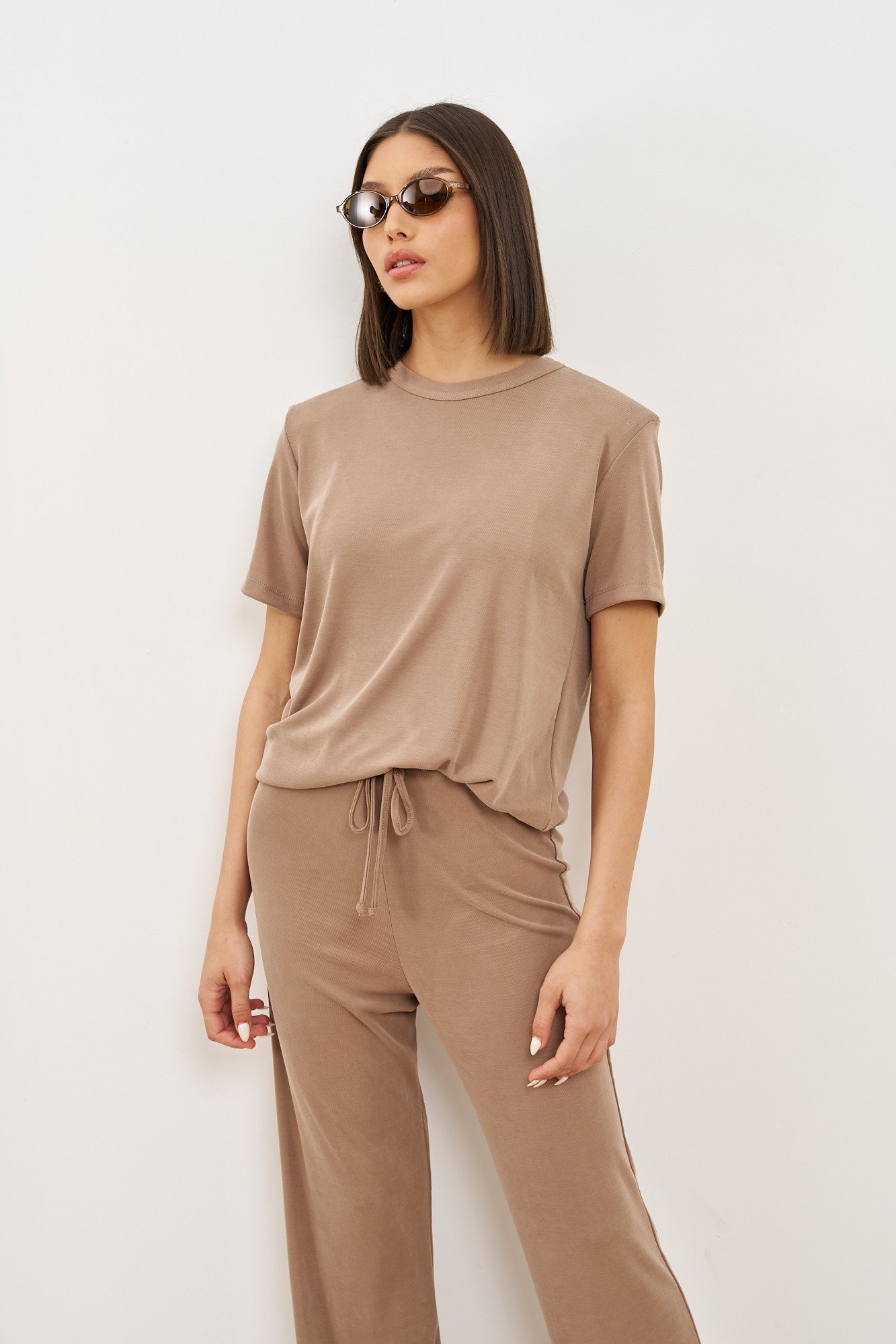 חליפת ניקי כותפות מודאל