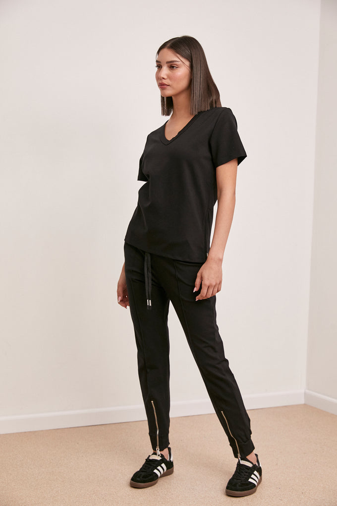 חליפת וי ג'רסי רוכסנים