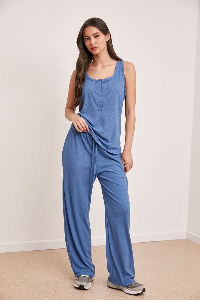 חליפת גופיה לסלי