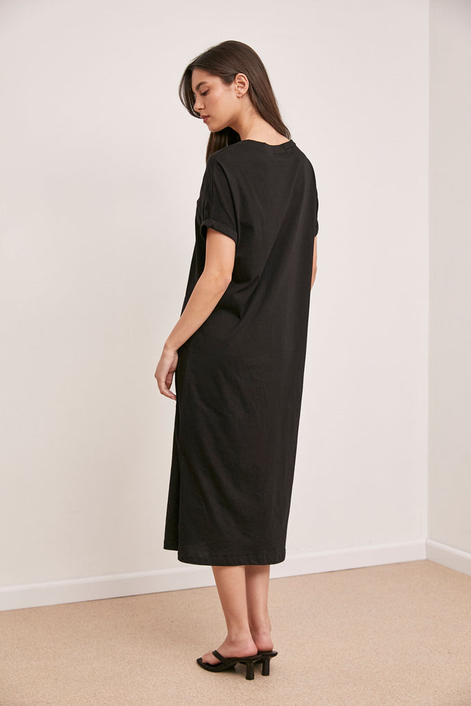 שמלת וי סינגל שליצים