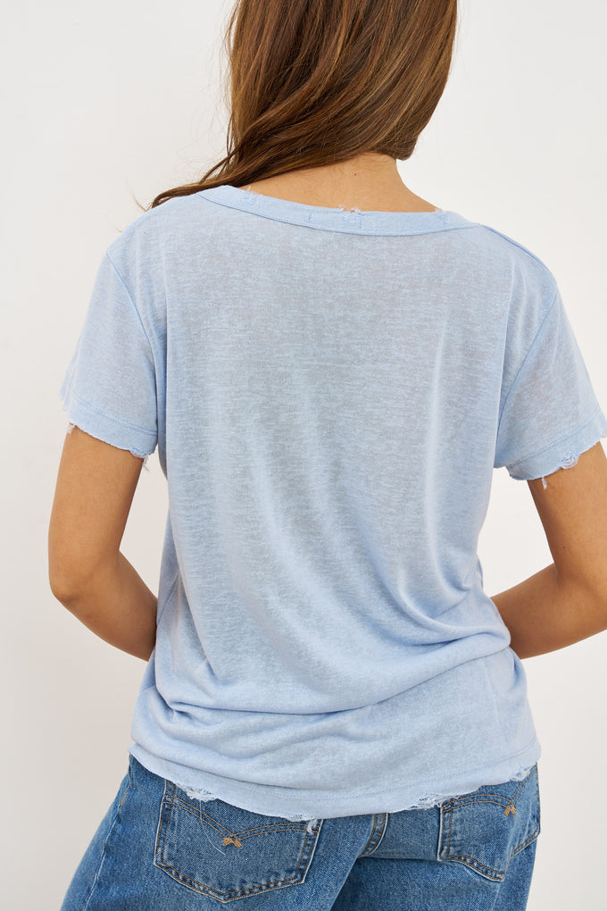 טי-שרט ניקי בסיומת פרומה