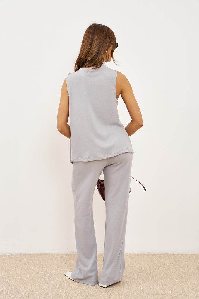 חליפת ווסט וופל קשירה