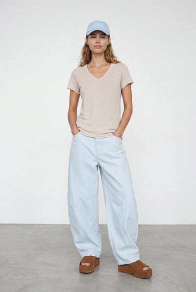 חולצת וי סלאב שקפקפה