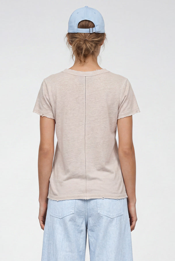 חולצת וי סלאב שקפקפה