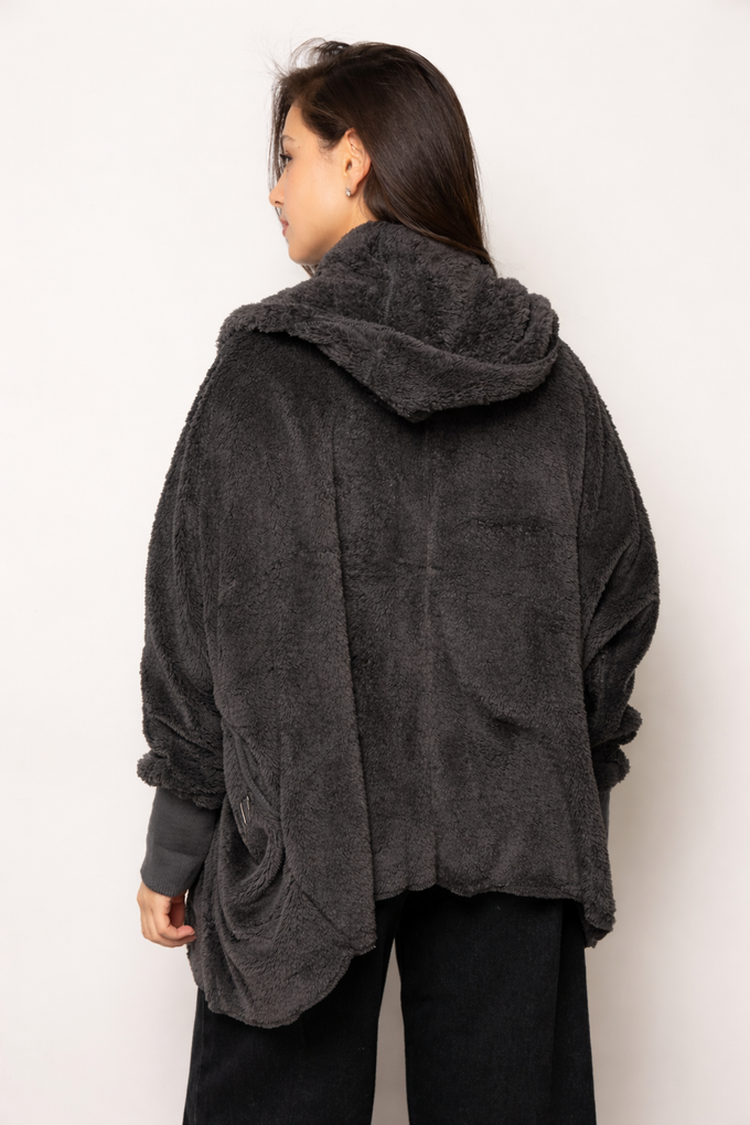 פונצ'ו כירבולית מנג'ט | אפור כהה